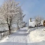 Nagykulcsos Nyúlontúl * Mencshely
