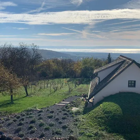 Nagykulcsos Nyúlontúl Mencshely