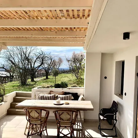 Nagykulcsos Nyulontul Holiday home Mencshely