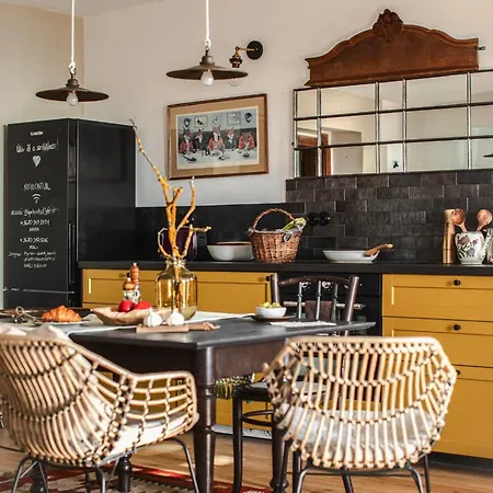 Nagykulcsos Nyúlontúl Mencshely