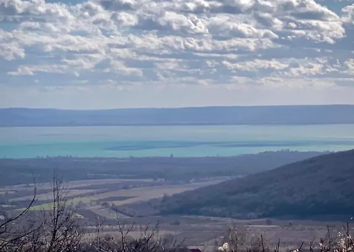 Nagykulcsos Nyulontul בית נופש Mencshely