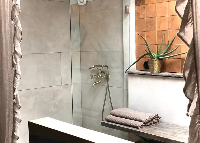 Nagykulcsos Nyulontul * Mencshely