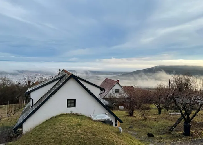 Nagykulcsos Nyulontul בית נופש