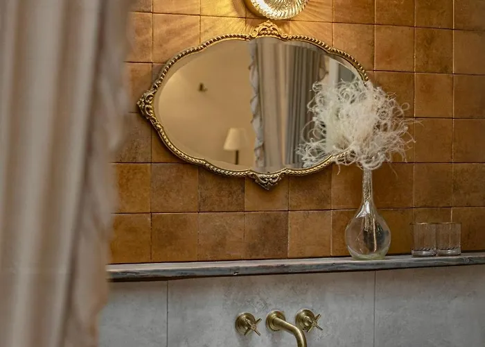 Nagykulcsos Nyulontul * Mencshely